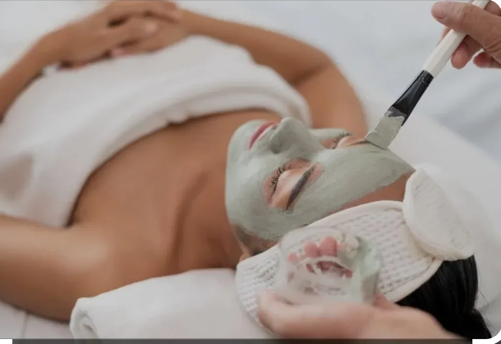 Nandinis Threading, Beauty & Nails — Beauty Salon in Stevenage